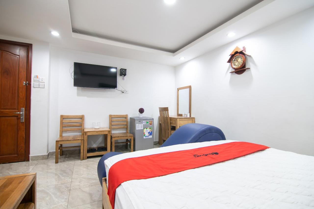 Reddoorz Plus New Sun Hotel Ho-Chi-Minh-Stadt Exterior foto